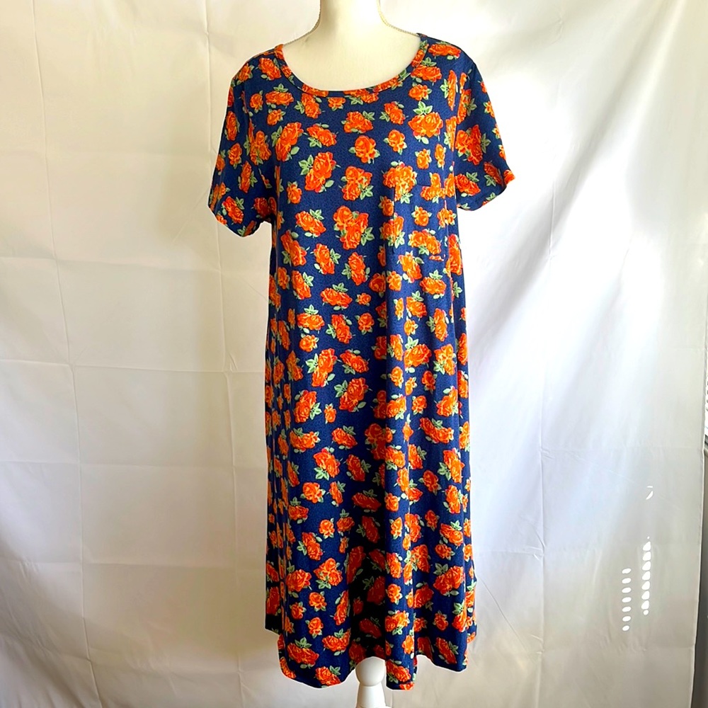 Lularoe “Carly” high-low spring floral.  2X poly/spandex